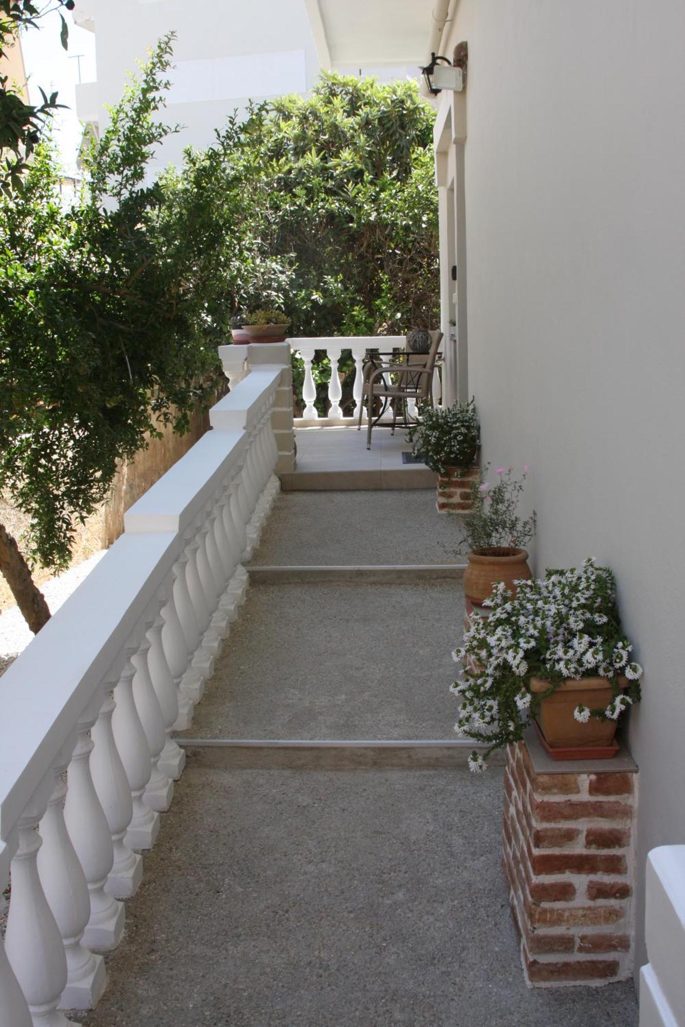 Rodon Manor Apartment Ханя Екстериор снимка