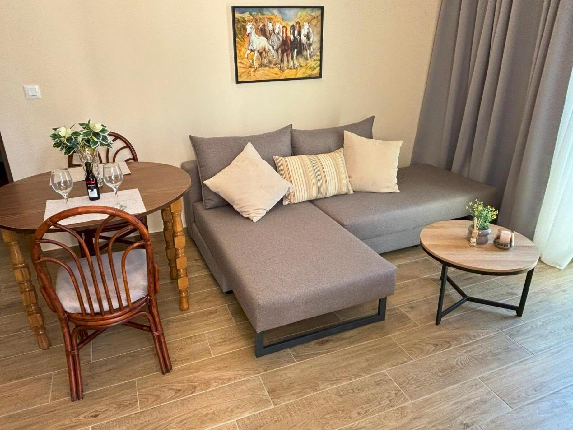 Rodon Manor Apartment Ханя Екстериор снимка