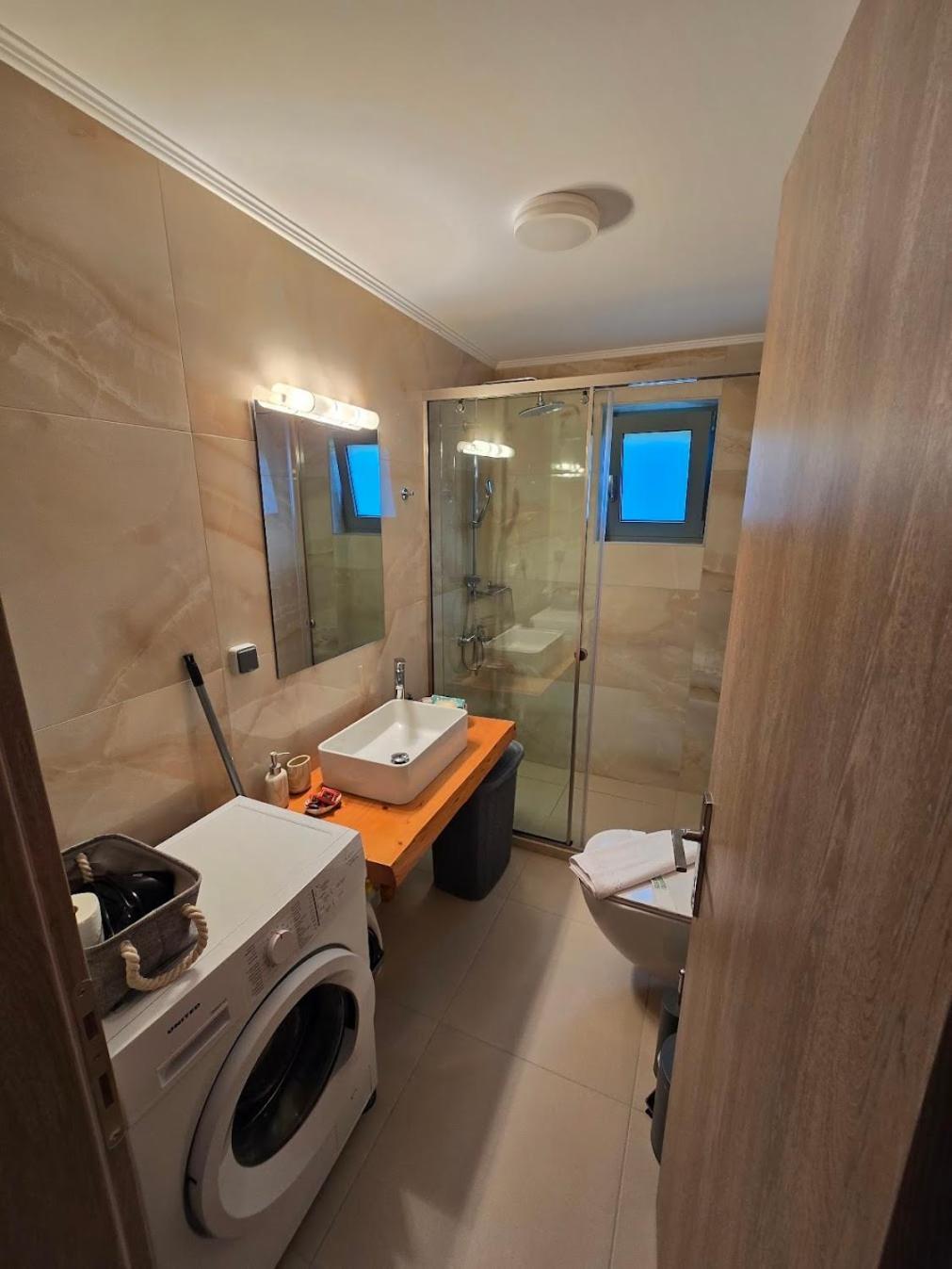 Rodon Manor Apartment Ханя Екстериор снимка