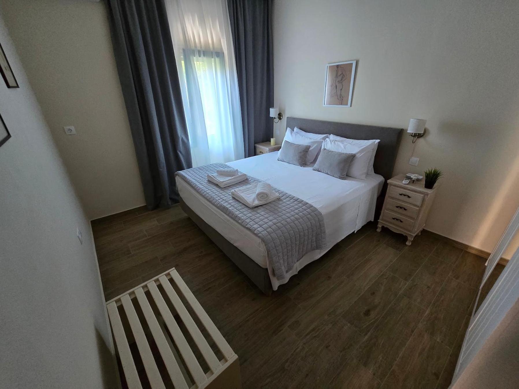 Rodon Manor Apartment Ханя Екстериор снимка