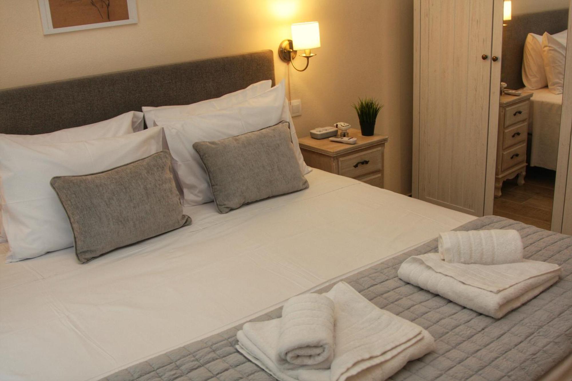 Rodon Manor Apartment Ханя Екстериор снимка